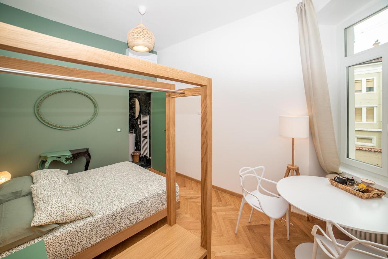 Cosy Moods Hotel Trieste Bagian luar foto